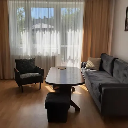 - 3 Pokojowe Dwupoziomowe Mieszkanie Z Ogrodem Apartmán *