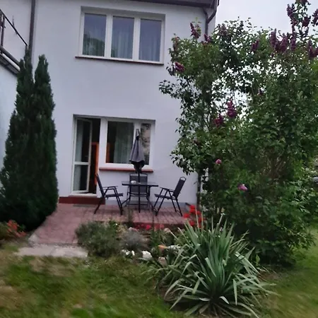 - 3 Pokojowe Dwupoziomowe Mieszkanie Z Ogrodem דירה קרוקובה