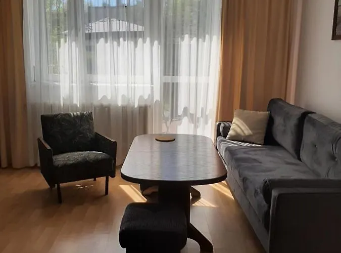 - 3 Pokojowe Dwupoziomowe Mieszkanie Z Ogrodem Апартаменты *