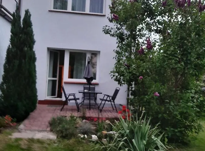 - 3 Pokojowe Dwupoziomowe Mieszkanie Z Ogrodem Апартаменты Крокова